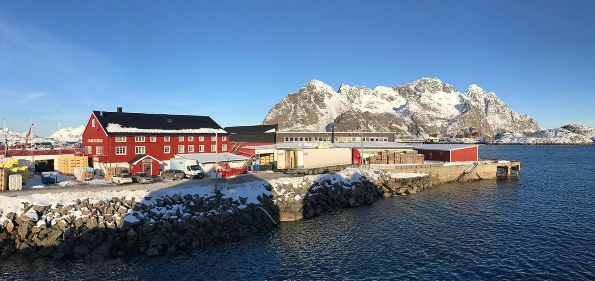 Ny Leilighet I Henningsvaer! Bagian luar foto